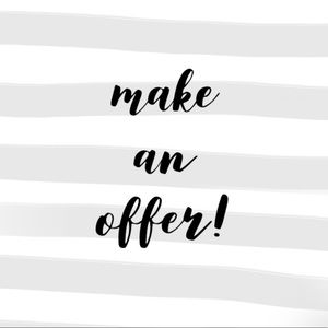 Help me clear my closet!✨